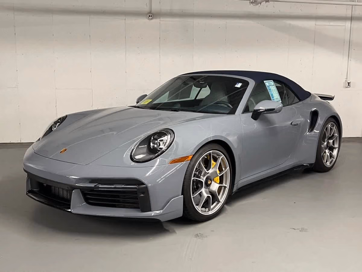 
           
        2023 Porsche 911