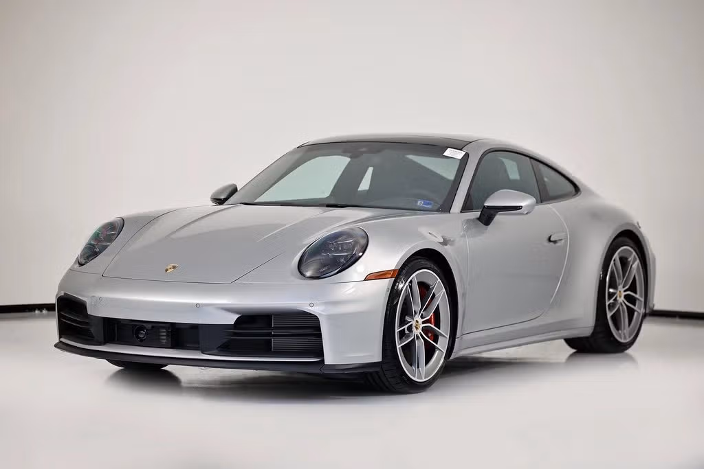 
           
        2025 Porsche 911