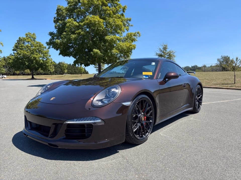 
           
        2016 Porsche 911