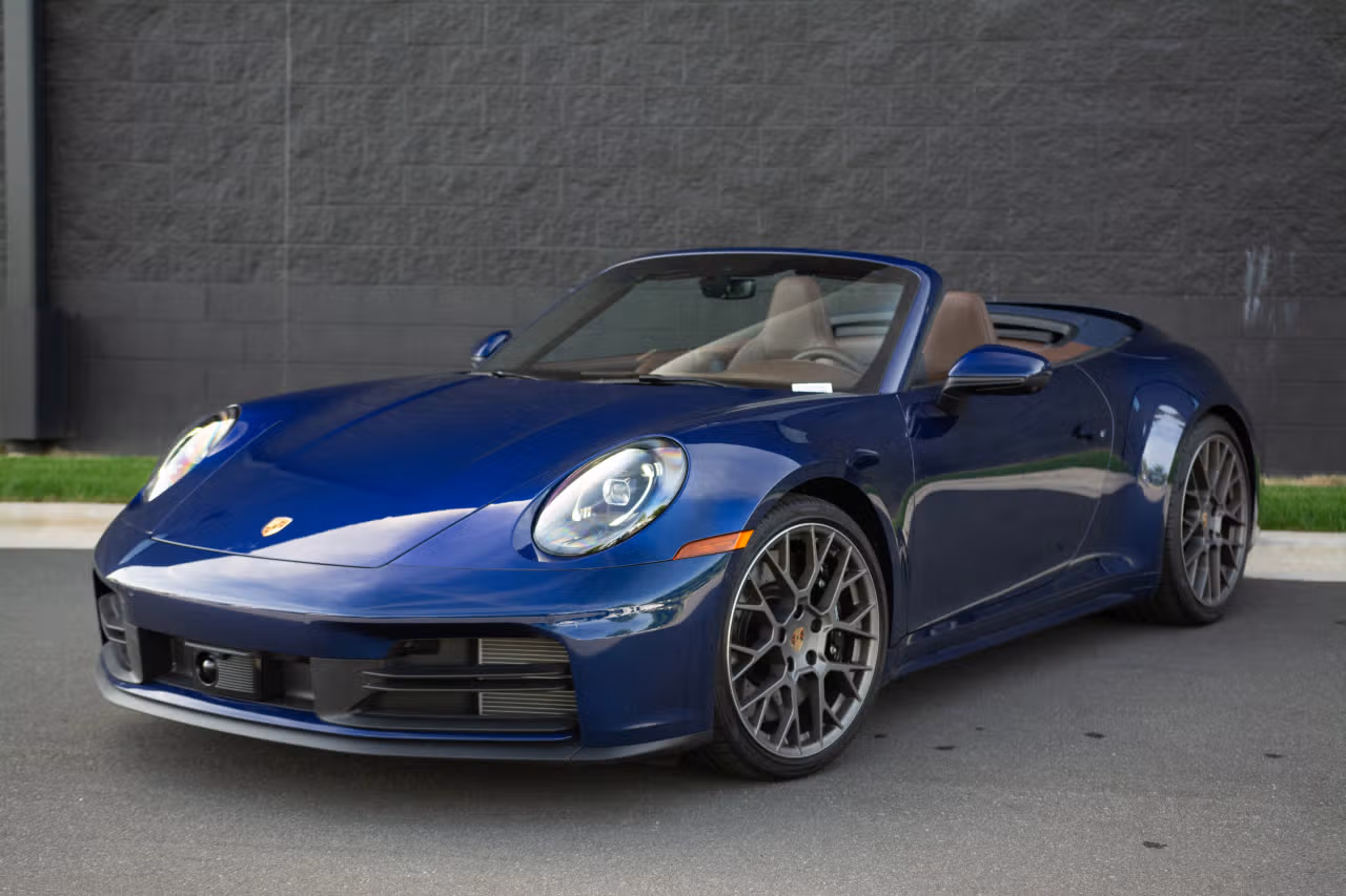 
           
        2025 Porsche 911
