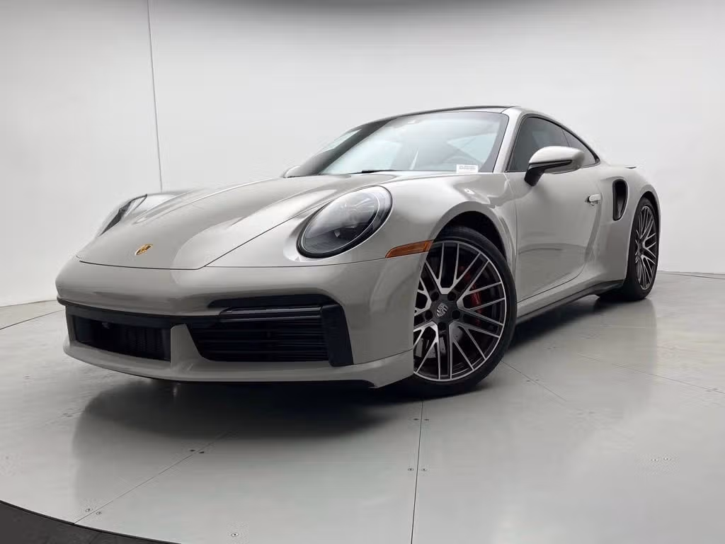 
           
        2024 Porsche 911