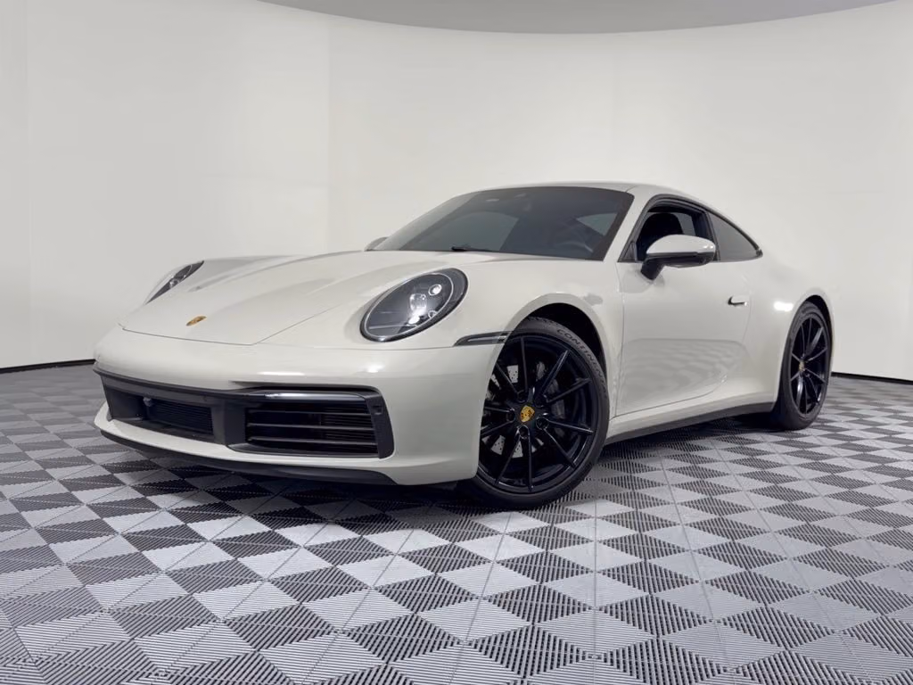 
           
        2022 Porsche 911