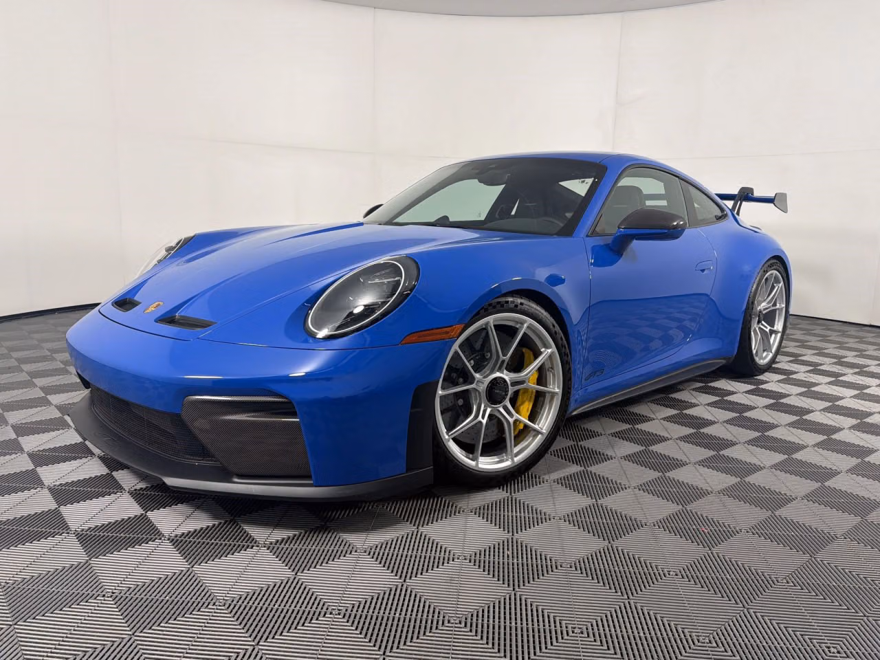 
           
        2026 Porsche 911