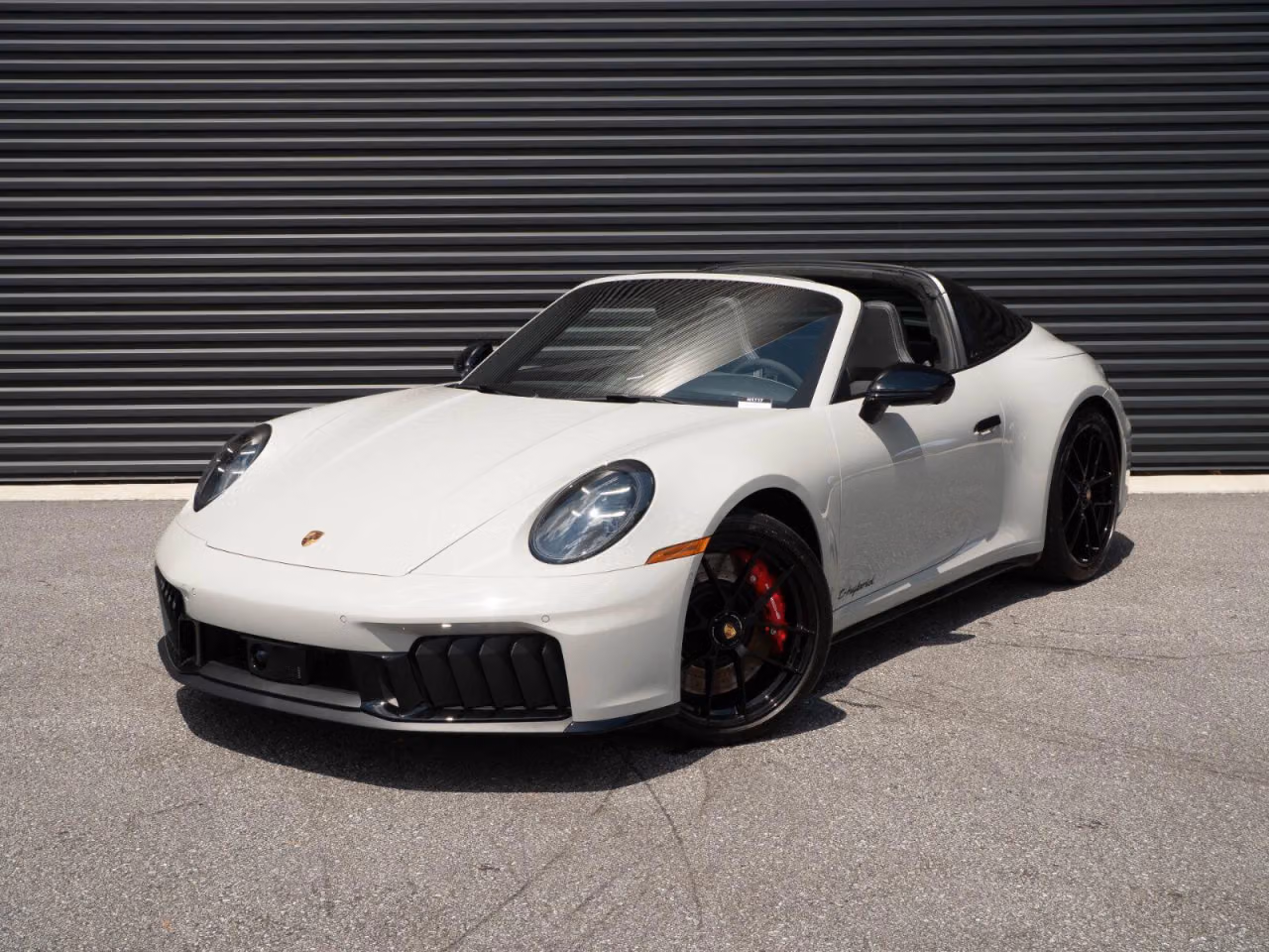 
           
        2026 Porsche 911