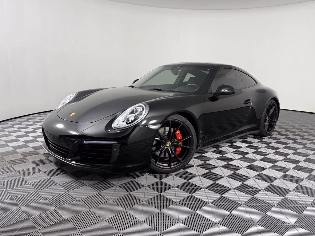 
           
        2017 Porsche 911