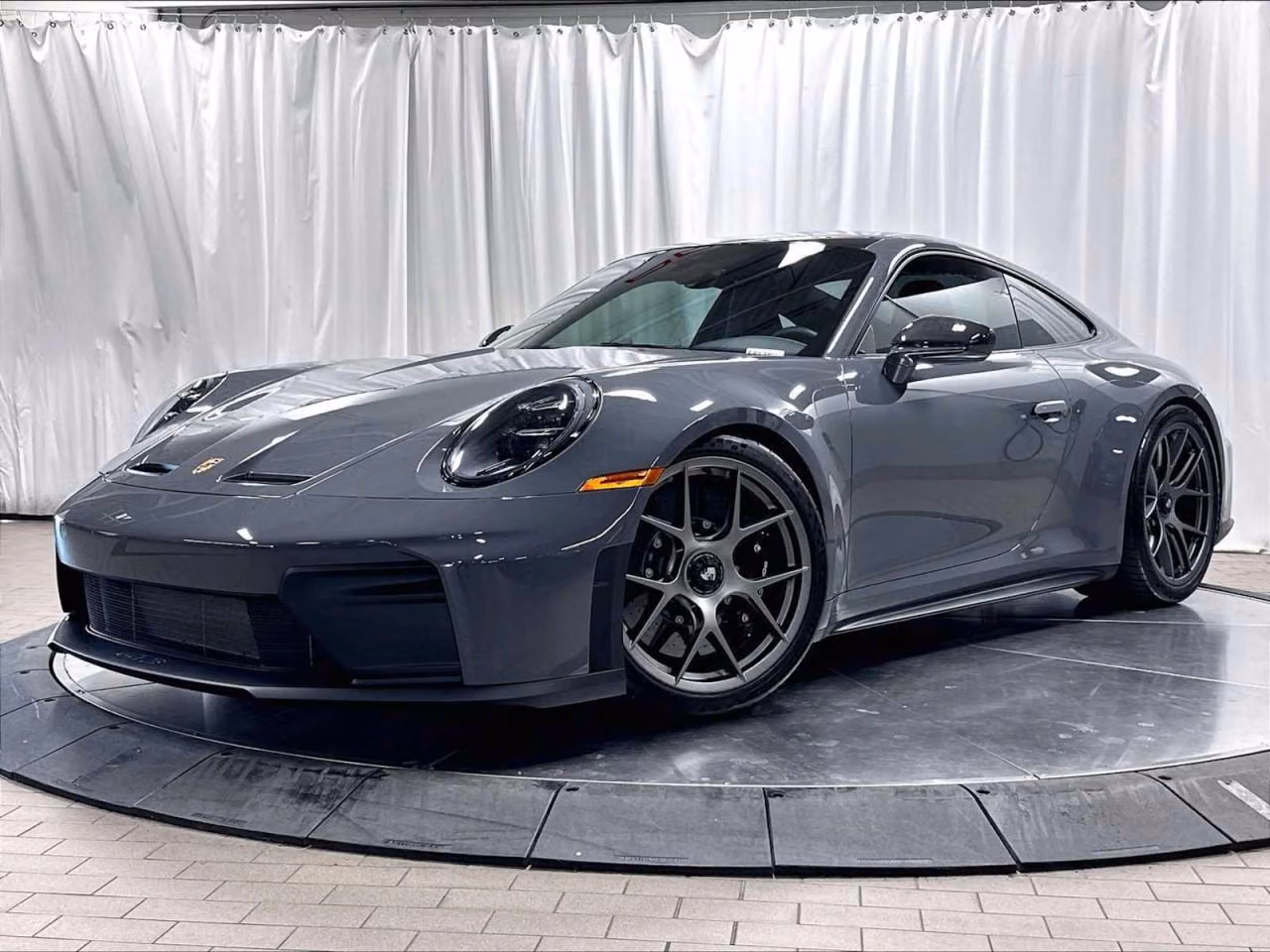 
           
        2026 Porsche 911