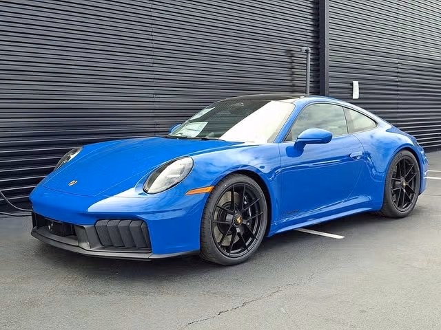 
           New 
        2026 Porsche 911