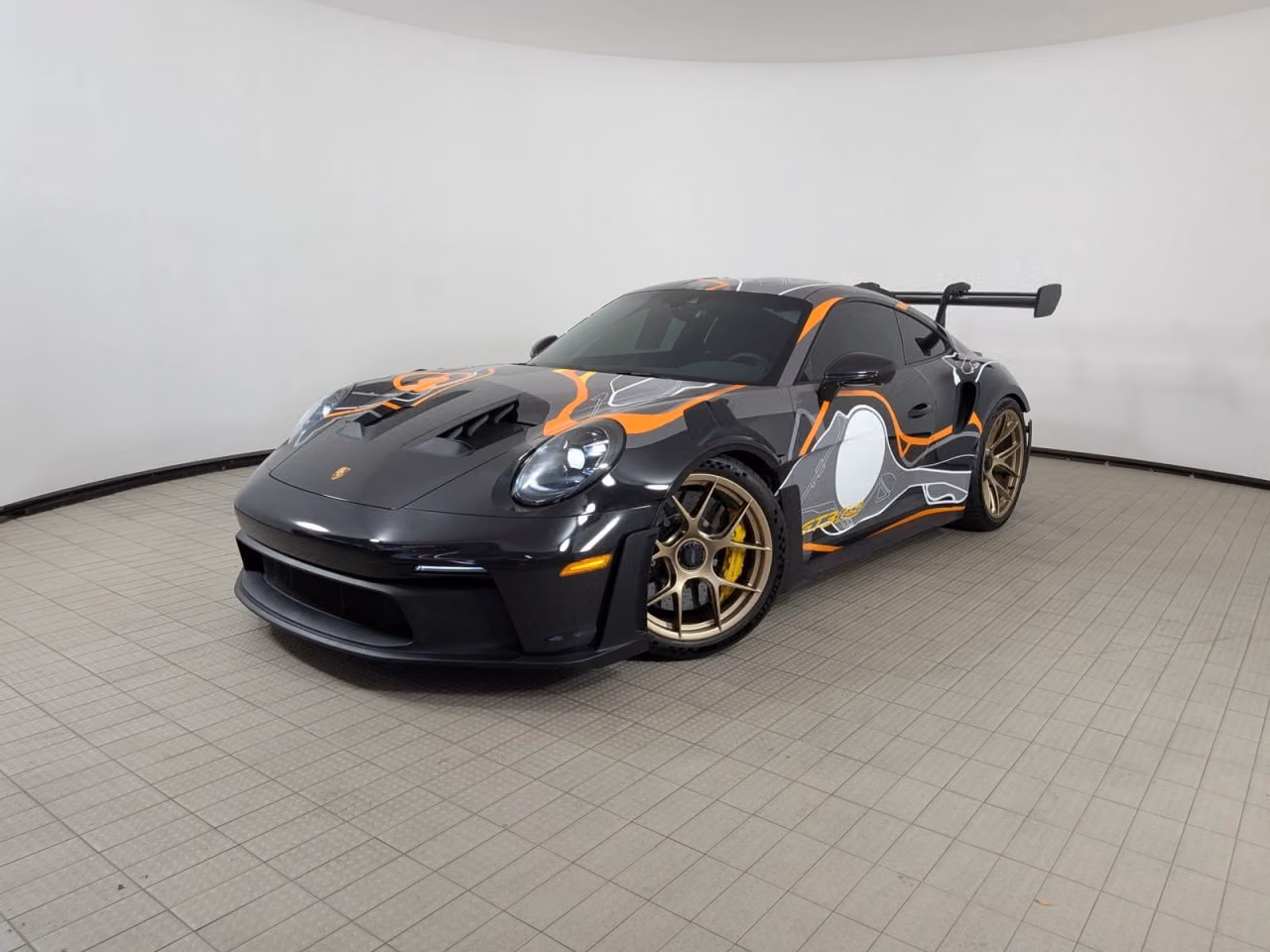 
           
        2024 Porsche 911