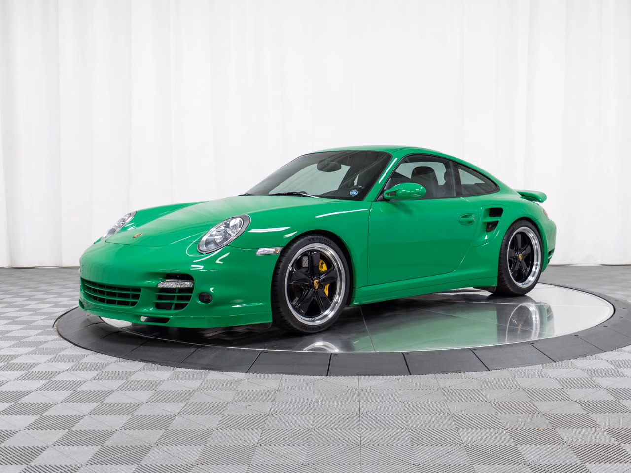 
           
        2009 Porsche 911