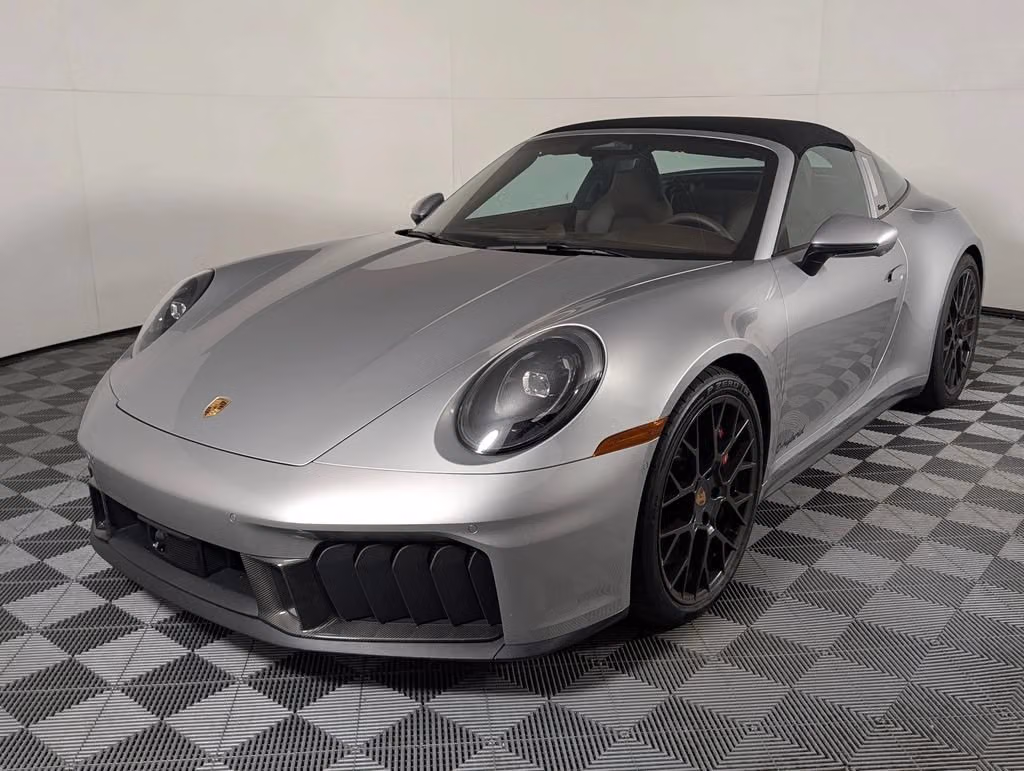 
           
        2026 Porsche 911