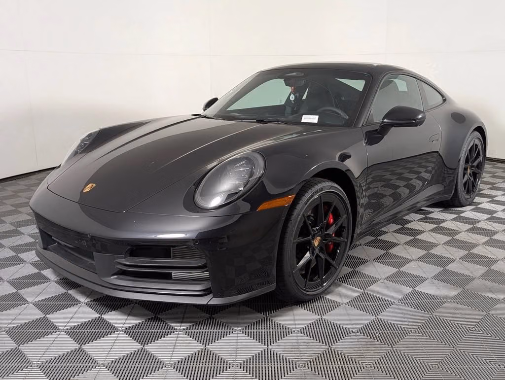 
           New 
        2026 Porsche 911