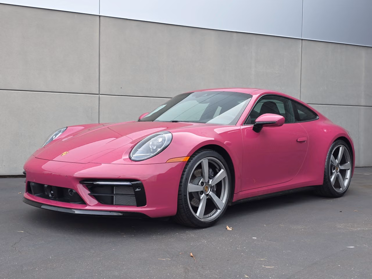 
           
        2024 Porsche 911