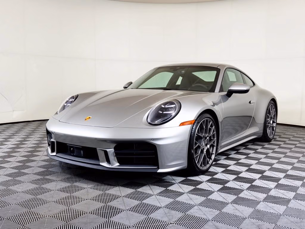 
           
        2025 Porsche 911