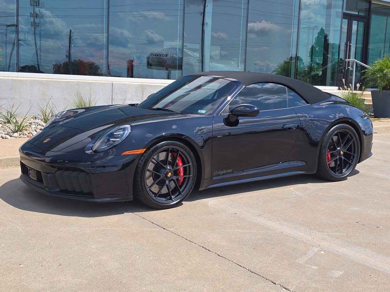 
           
        2026 Porsche 911