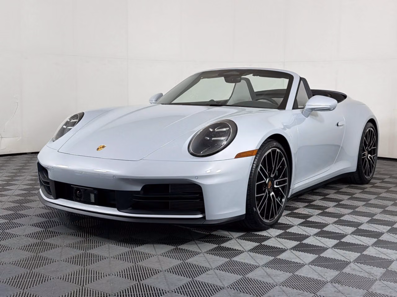 
           New 
        2026 Porsche 911