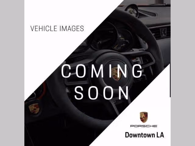 
           
        2012 Porsche 911