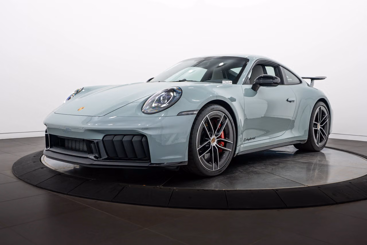 
           
        2026 Porsche 911