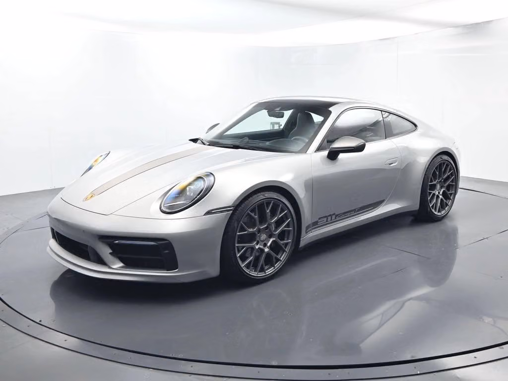 
           
        2024 Porsche 911