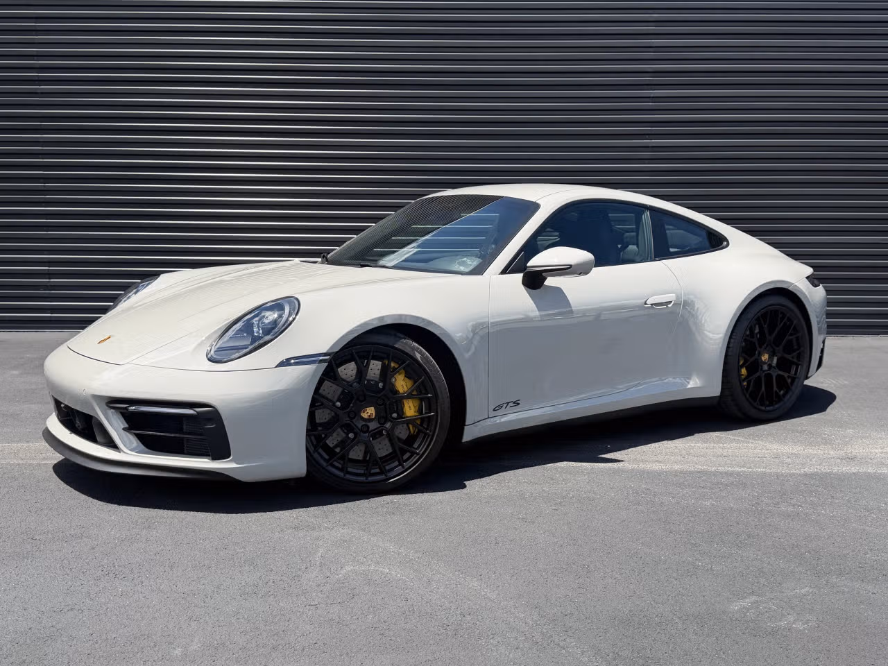 
           
        2022 Porsche 911