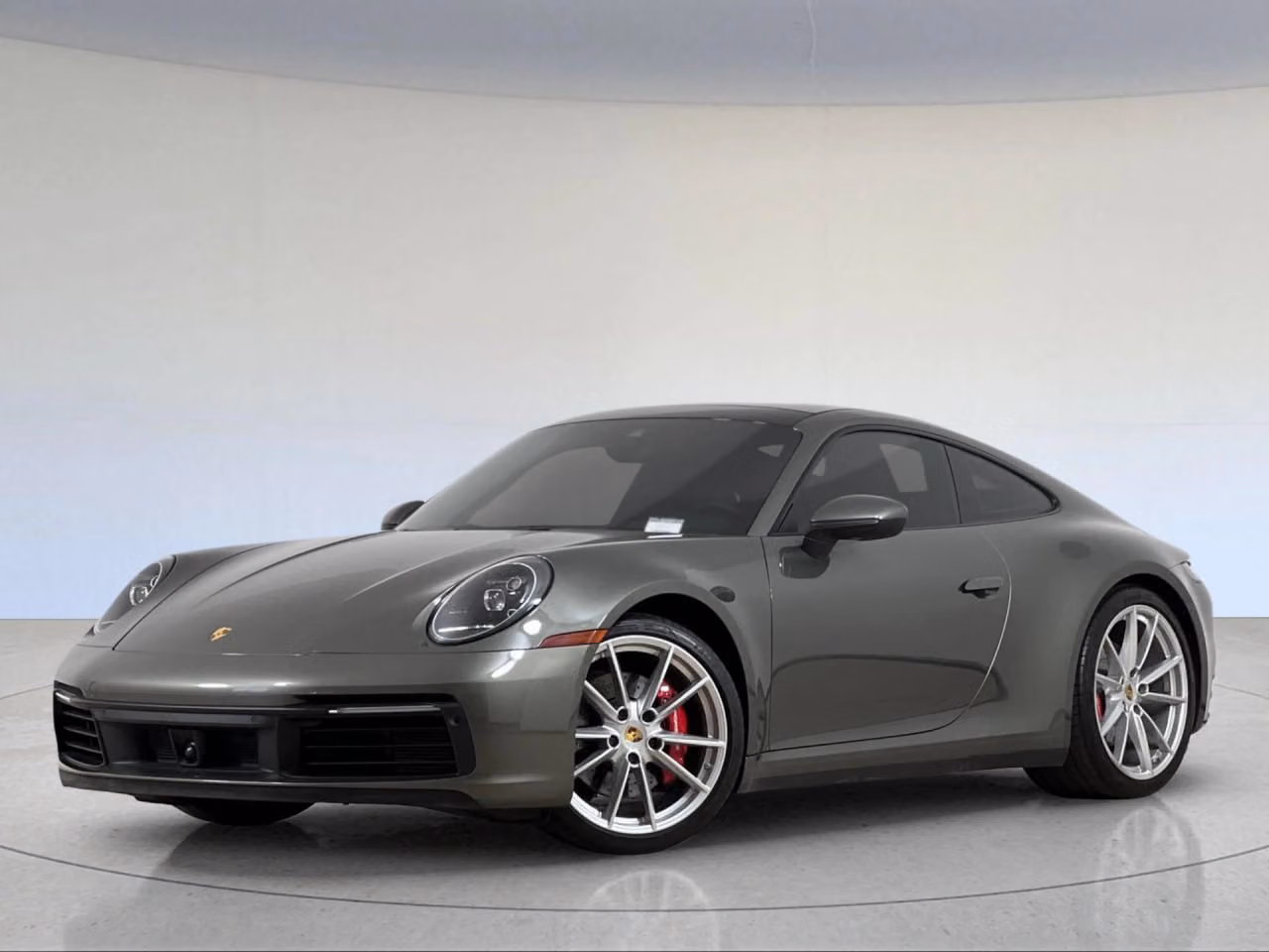 
           
        2020 Porsche 911
