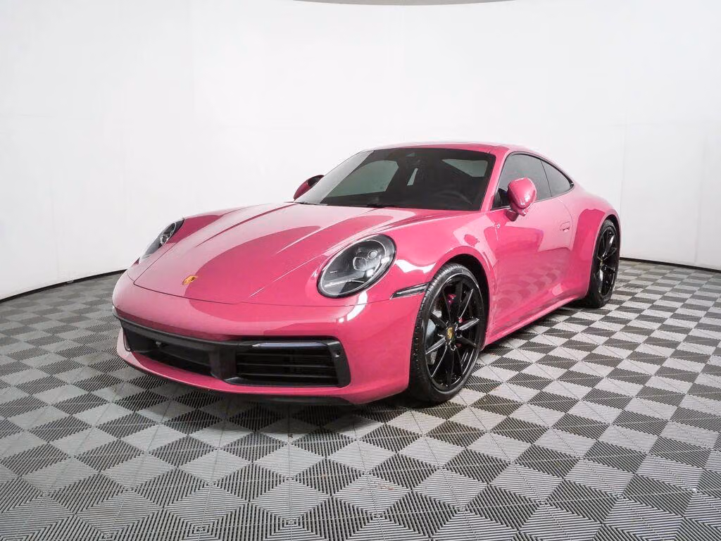 
           
        2024 Porsche 911