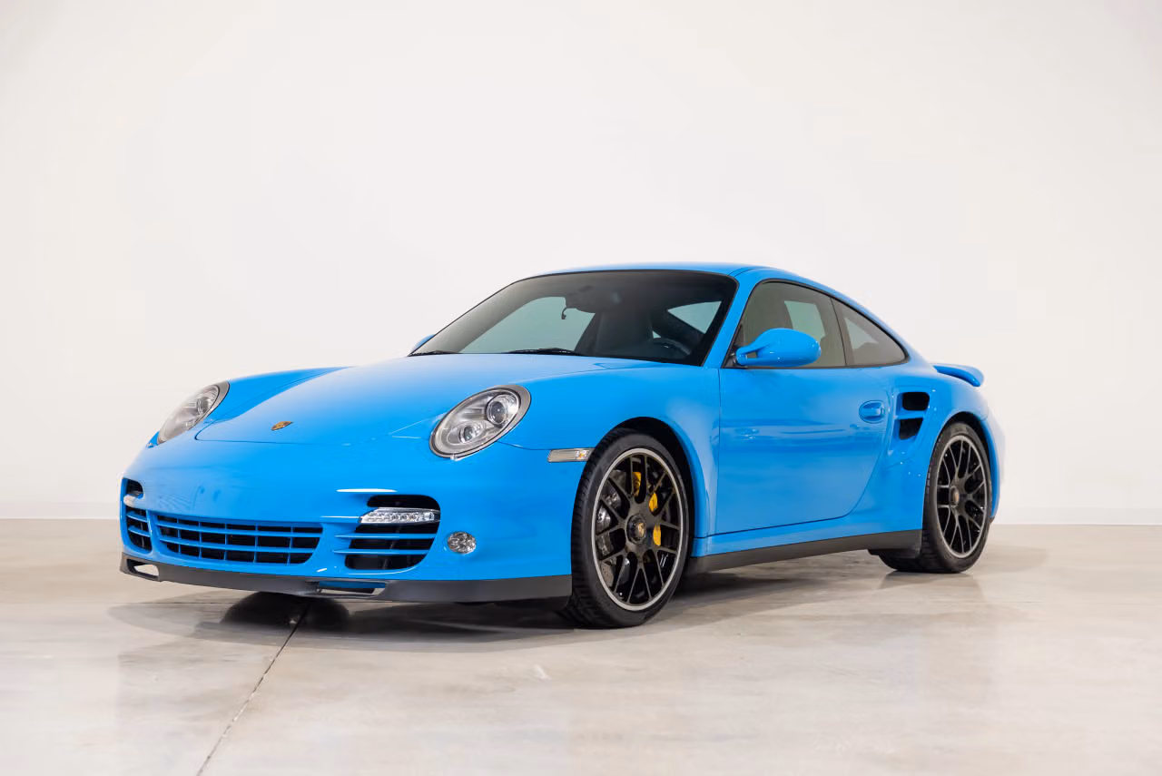 
           
        2011 Porsche 911