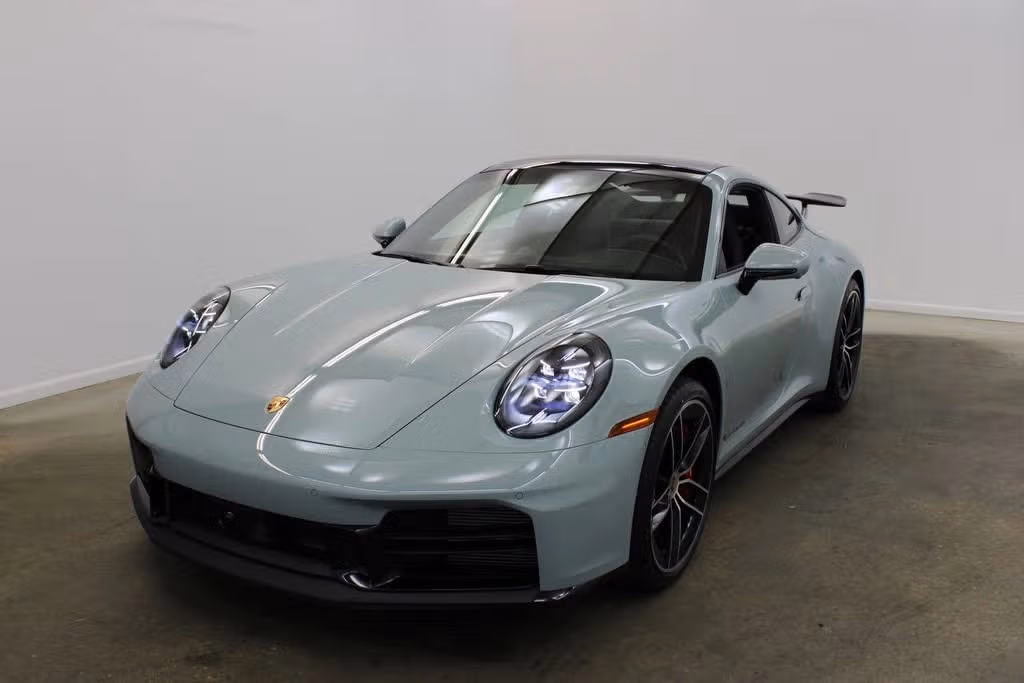 
           New 
        2026 Porsche 911