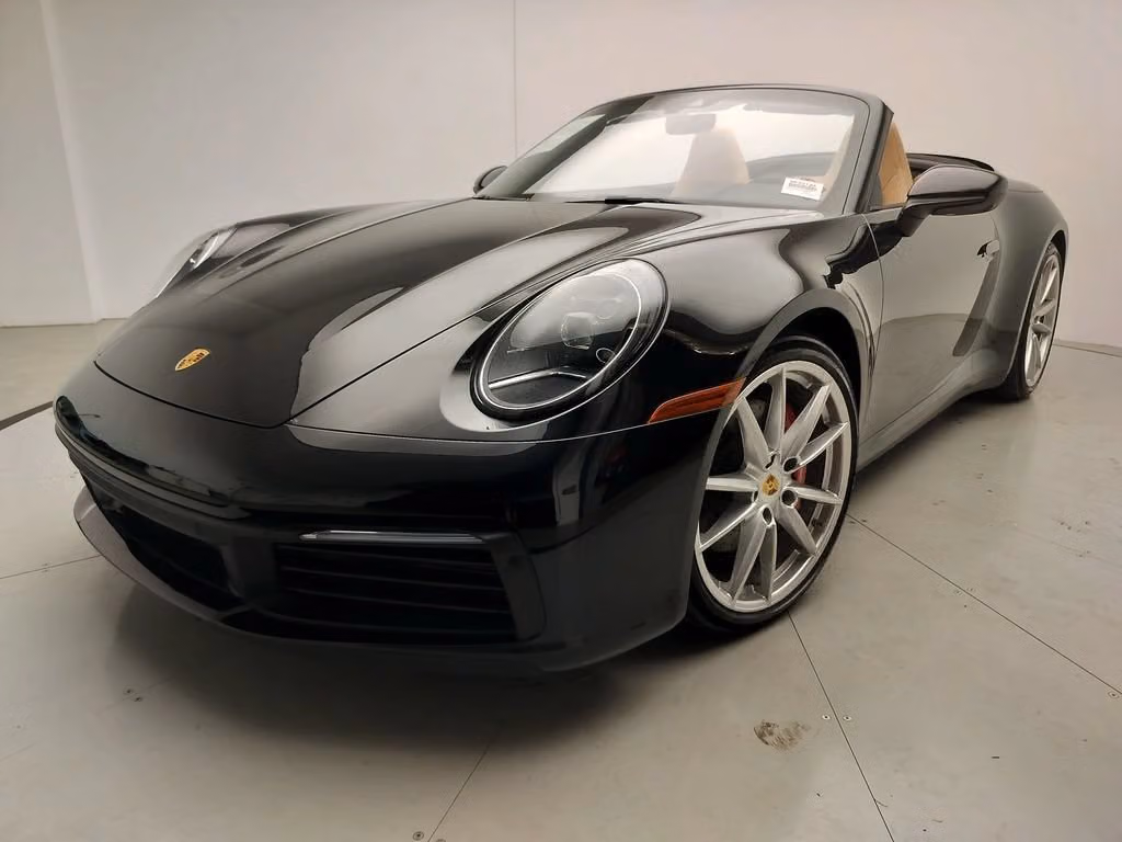 
           
        2021 Porsche 911