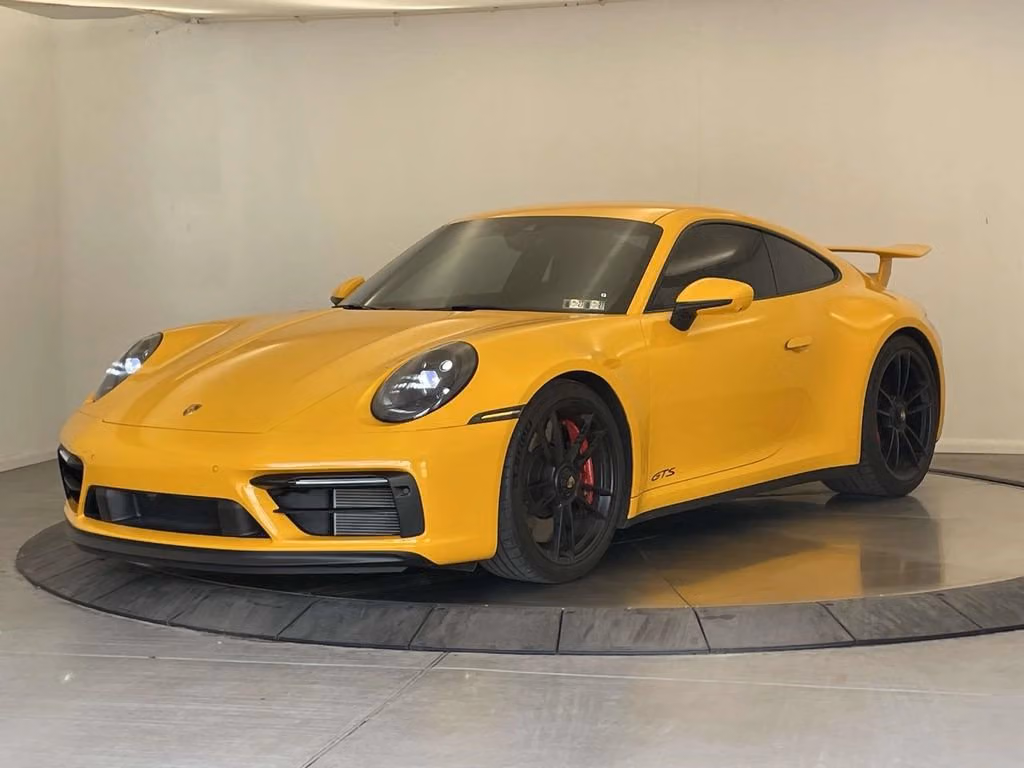 
           
        2024 Porsche 911