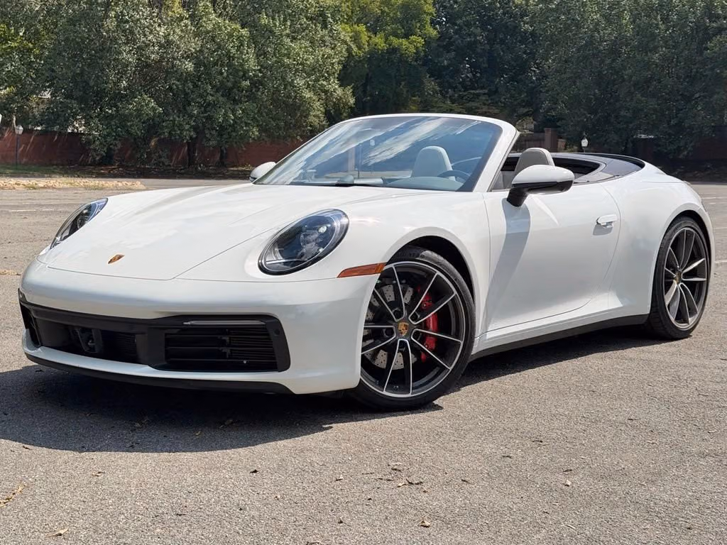 
           
        2024 Porsche 911