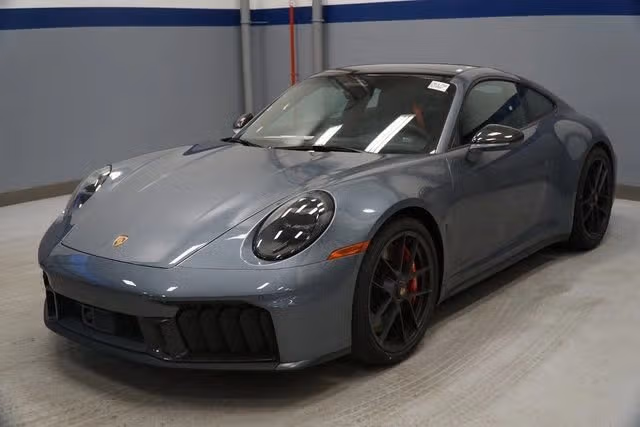
           New 
        2026 Porsche 911