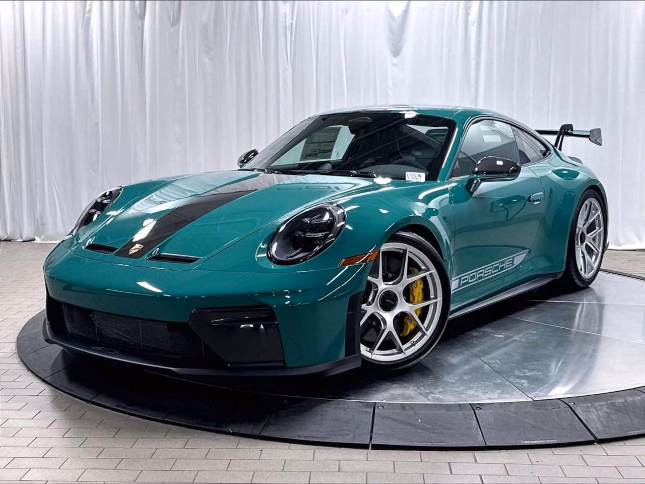
           New 
        2026 Porsche 911