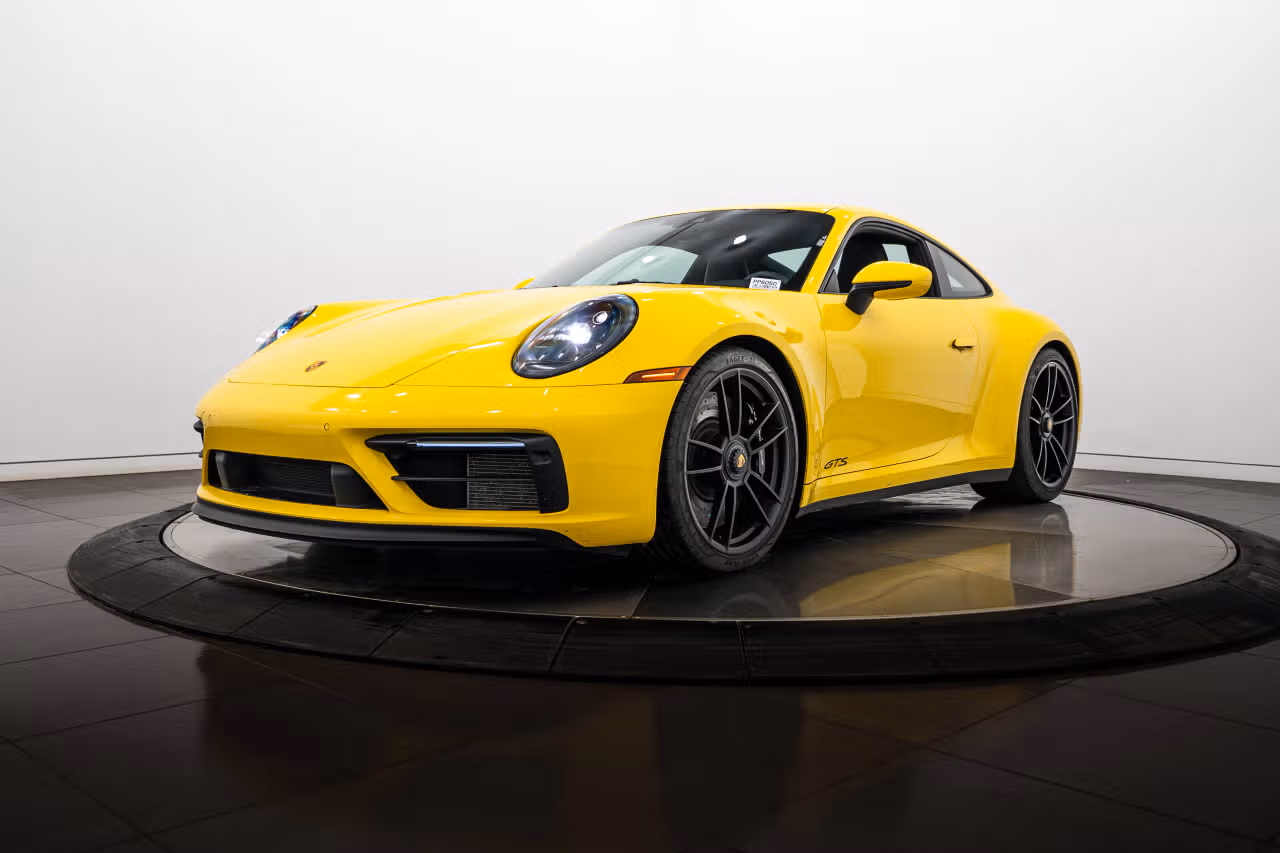 
           
        2023 Porsche 911