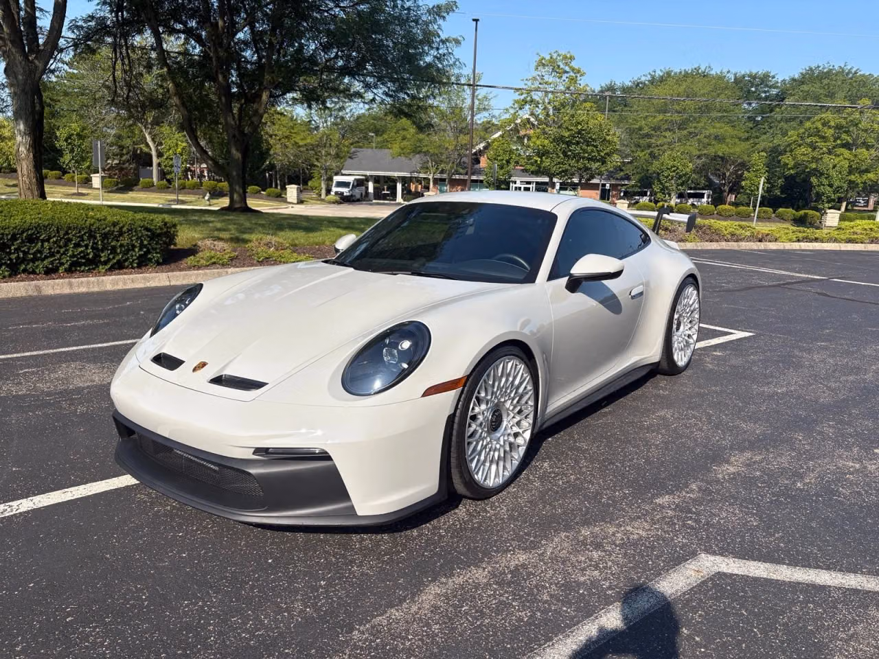 
           
        2024 Porsche 911
