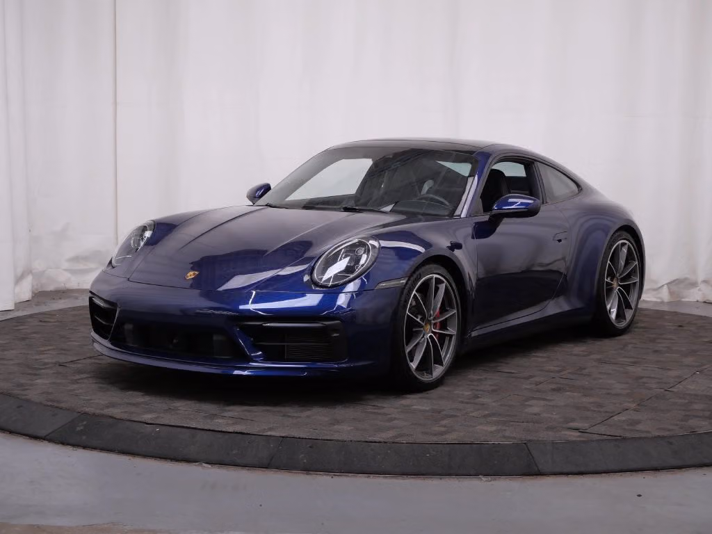 
           
        2020 Porsche 911