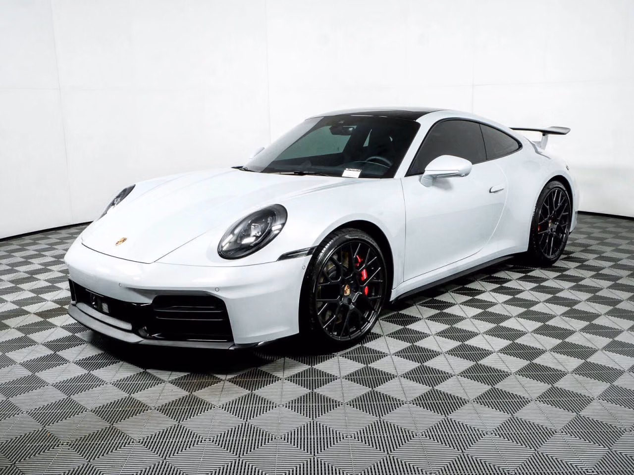 
           
        2026 Porsche 911