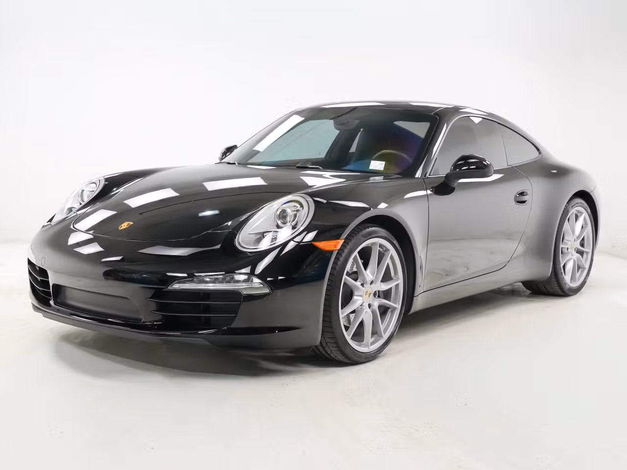 
           
        2013 Porsche 911