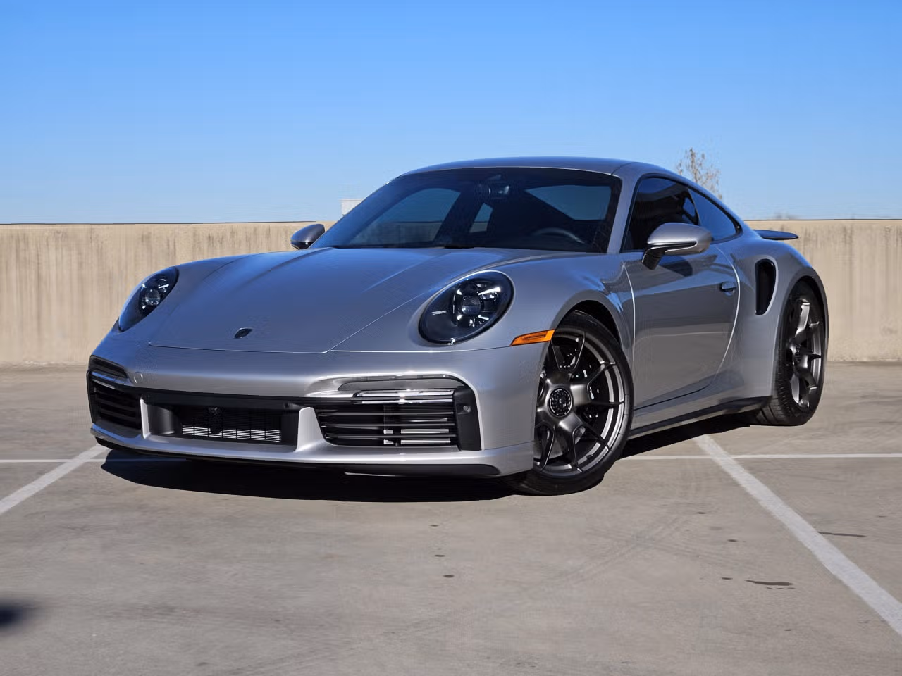 
           
        2025 Porsche 911