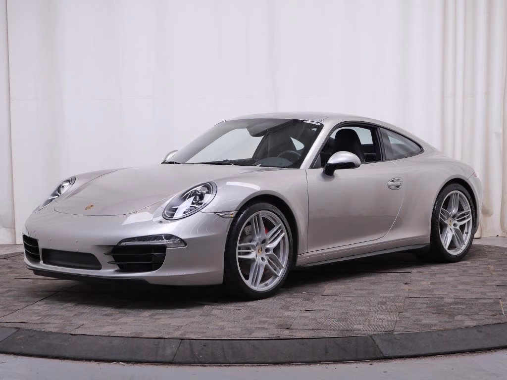 
           
        2013 Porsche 911