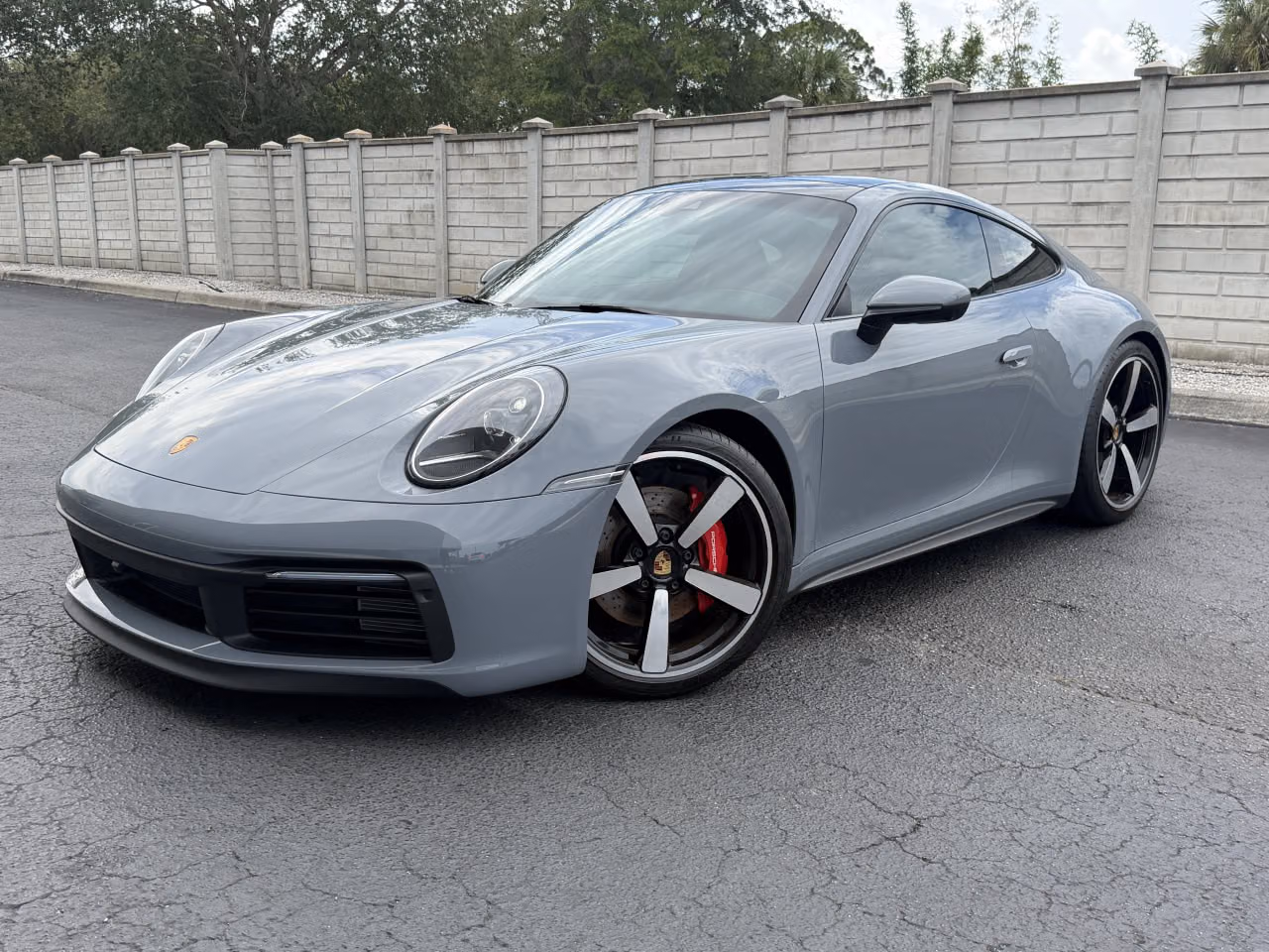 
           
        2024 Porsche 911