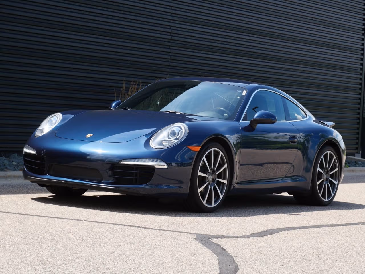 
           
        2014 Porsche 911