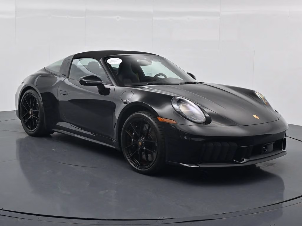 
           New 
        2026 Porsche 911