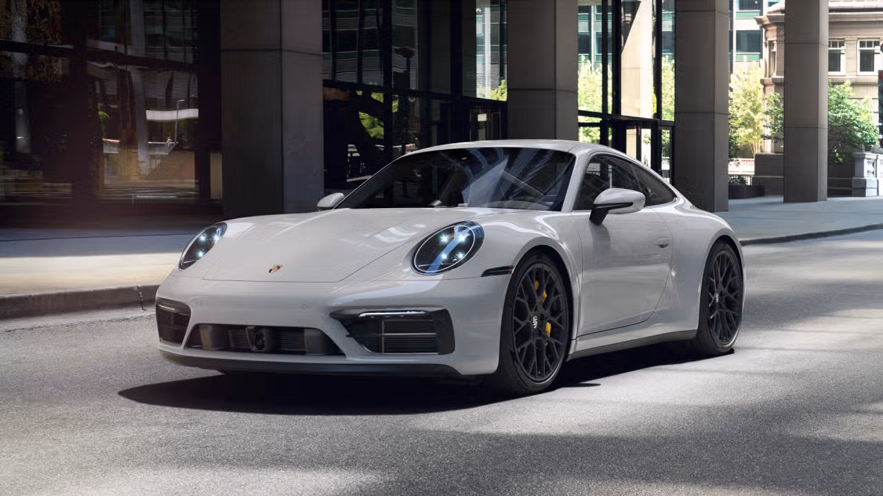 
           
        2022 Porsche 911
