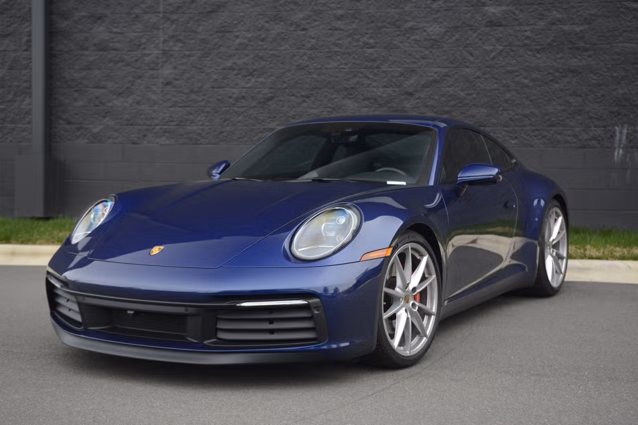 
           
        2024 Porsche 911