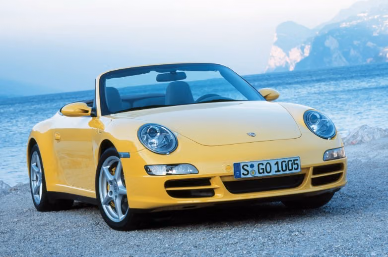
           
        2005 Porsche 911