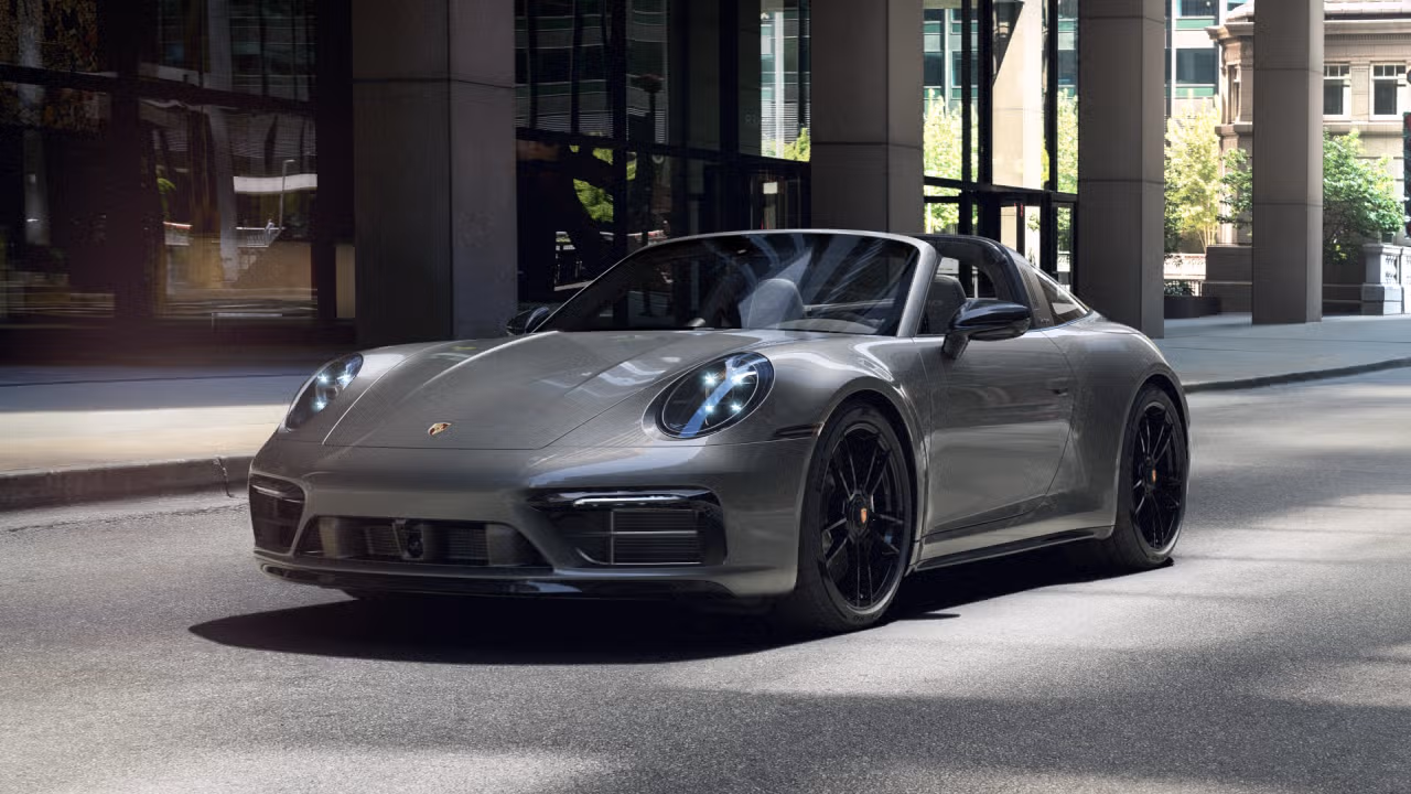 
           
        2024 Porsche 911