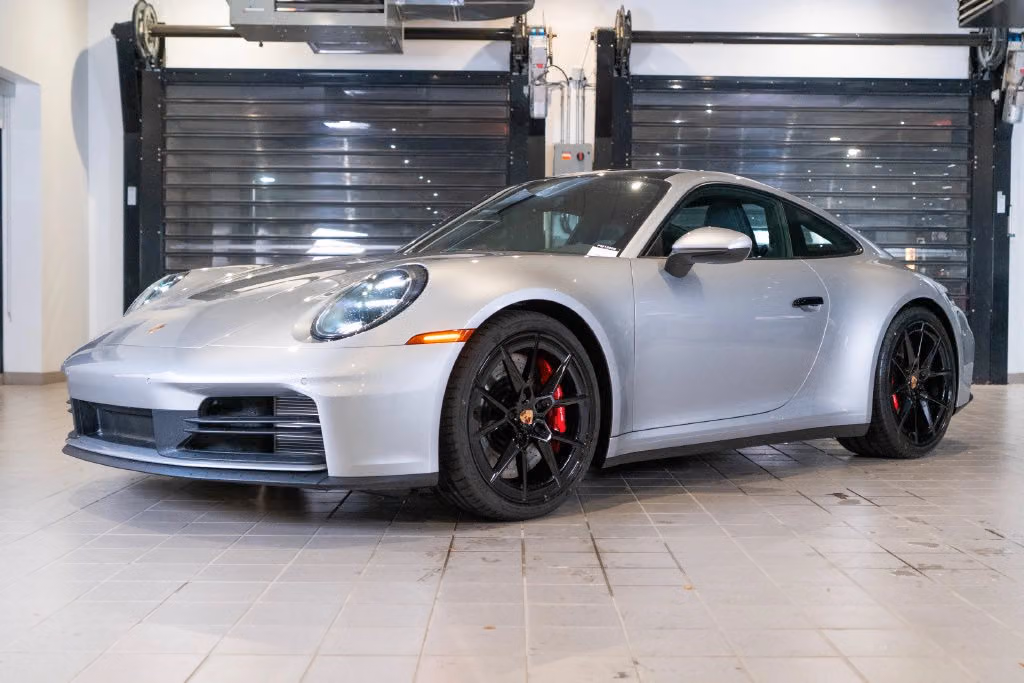 
           New 
        2026 Porsche 911