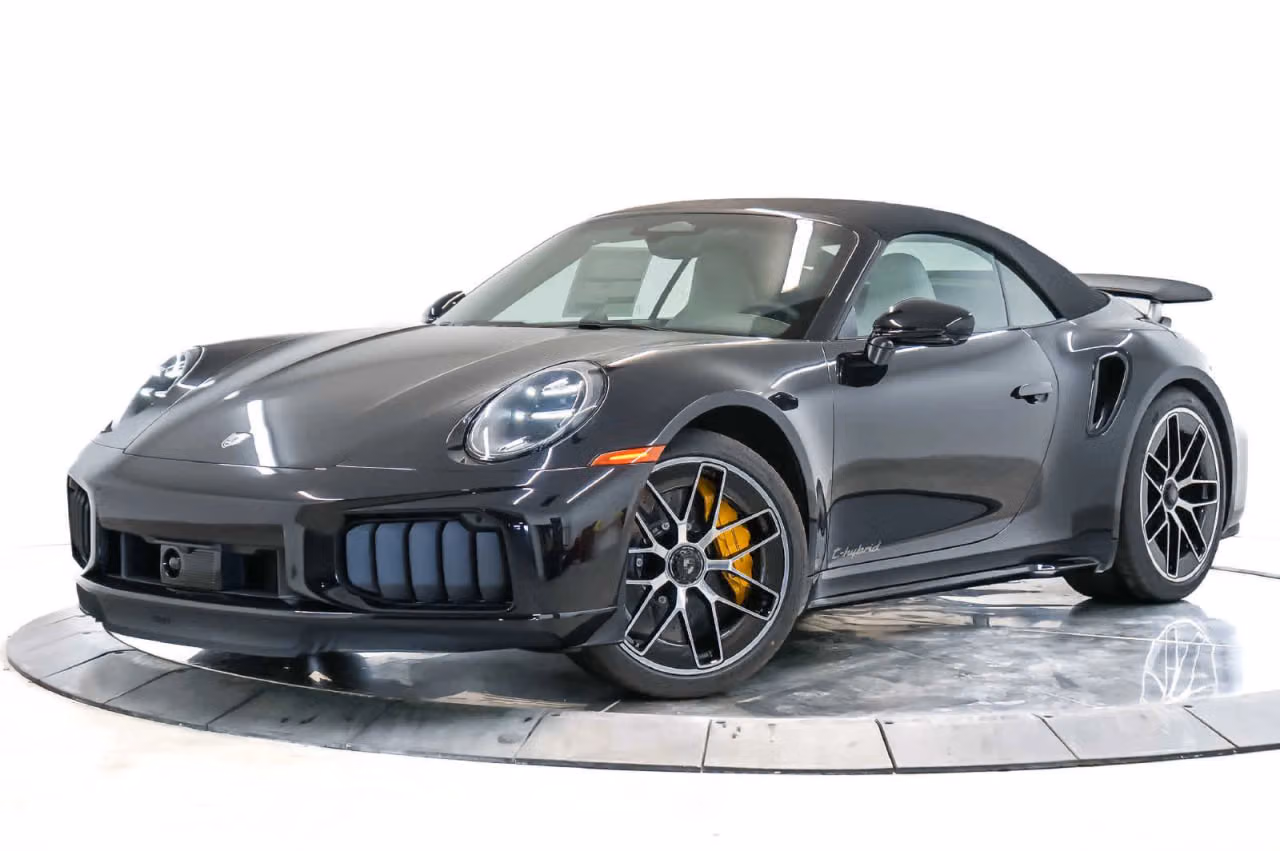 
           New 
        2026 Porsche 911