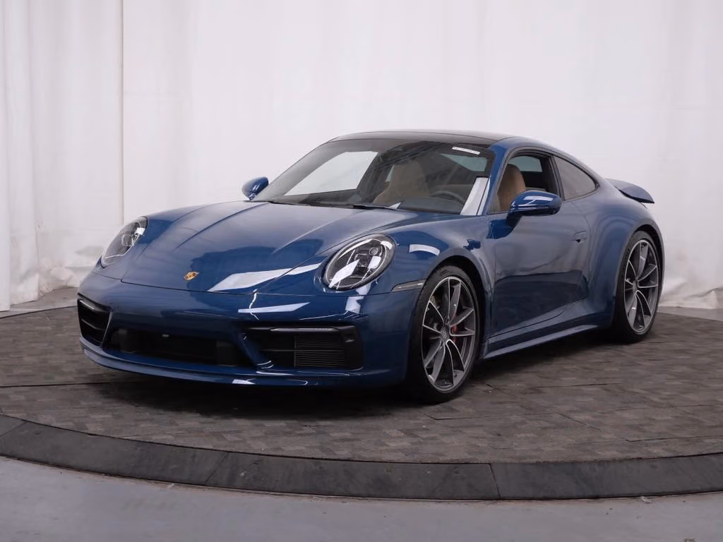 
           
        2024 Porsche 911