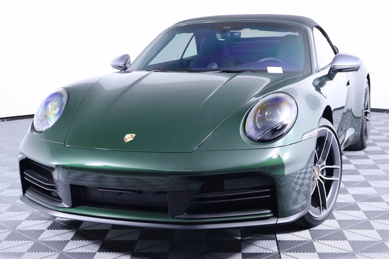 
           
        2026 Porsche 911